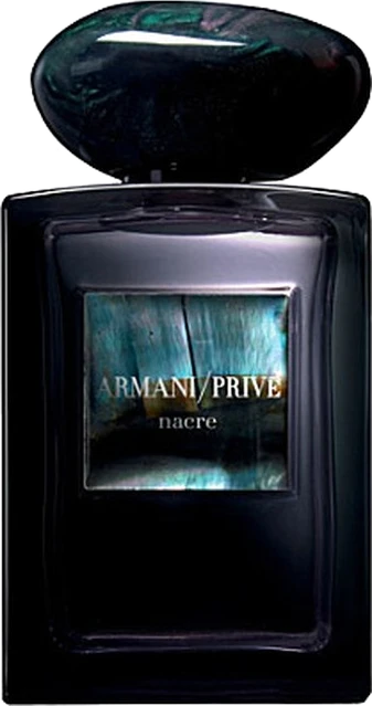 La Femme Nacre