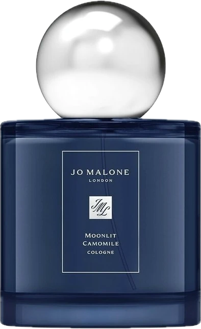 Moonlit Camomile