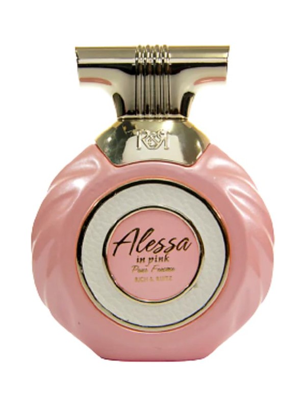 Alessa in Pink