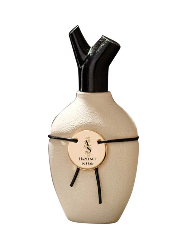 Hazelnut in Oak