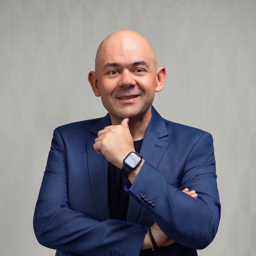 Paulo de Moraes portrait